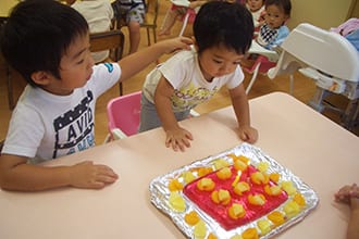 お誕生日会の様子